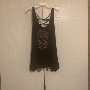 Torrid skull tank